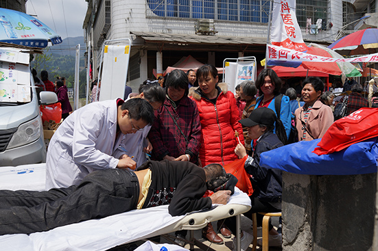 隆回长岭中医医院,隆回颈椎病,隆回腰椎病,隆回关节病,隆回风湿病,隆回股骨头坏死